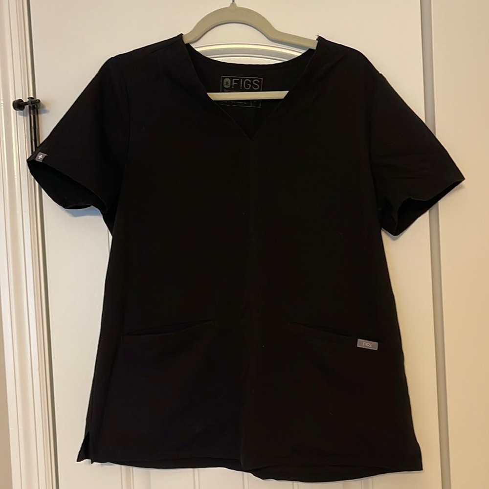 FIGS scrub top